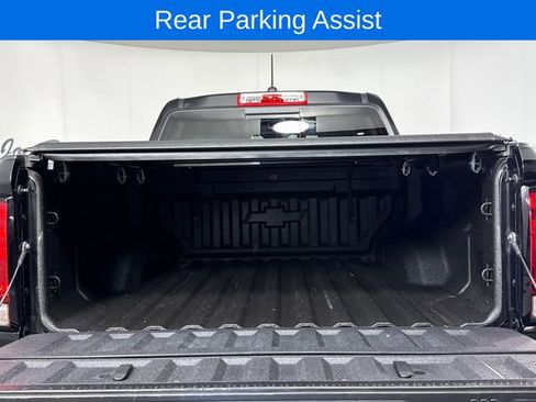 Used 2023 Chevrolet Colorado LT w/ LT Convenience Package II AWD/4WD image 9