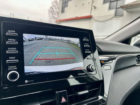 Certified 2021 Toyota Camry LE image 22