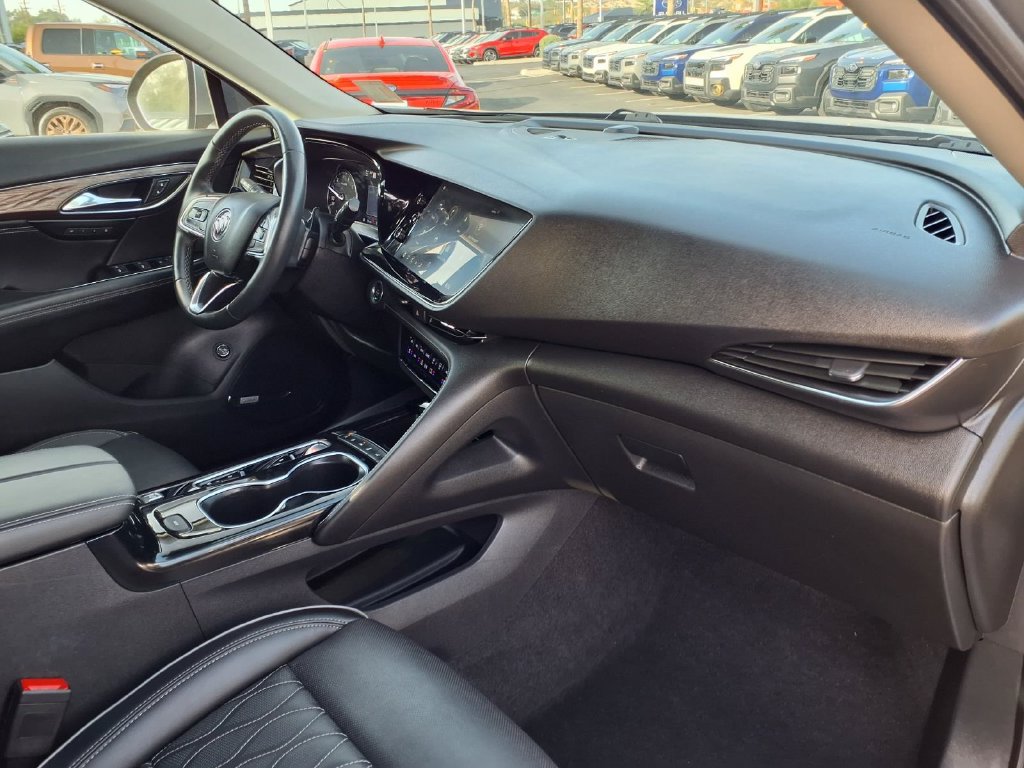 Used 2023 Buick Envision Avenir AWD/4WD image 17