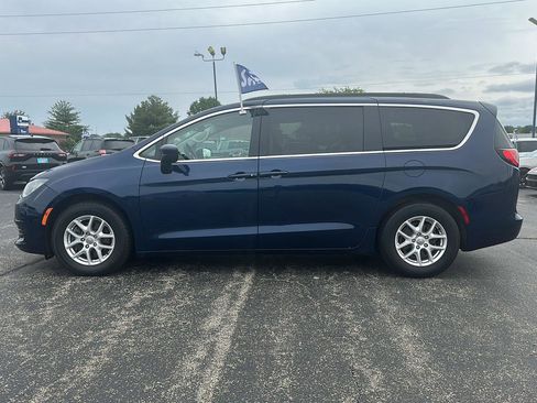 Used 2020 Chrysler Voyager Lxi FWD image 8