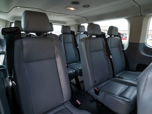 Used 2017 Ford Transit 350 XL image 14