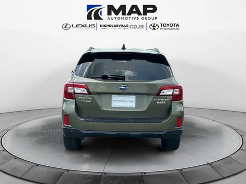 Used 2017 Subaru Outback 2.5i Touring w/ Popular Package #5A AWD/4WD image 4