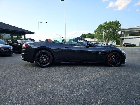 Used 2018 Maserati GranTurismo Sport image 21