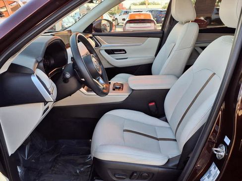 Used 2024 MAZDA CX-90 Plug-In Hybrid w/ Premium Plus image 17