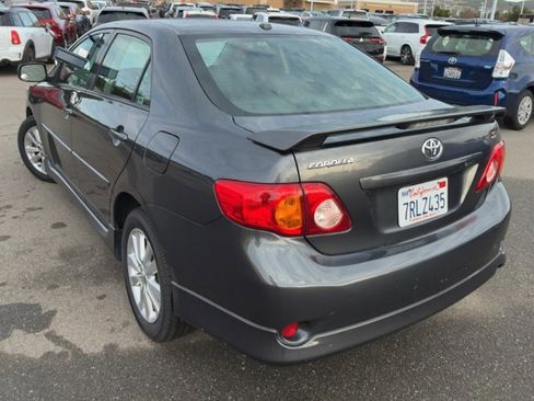 Used 2010 Toyota Corolla S image 5