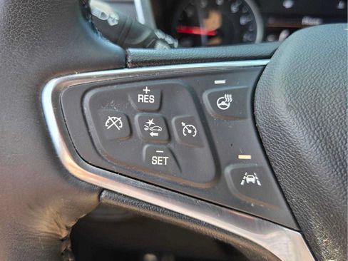 Used 2019 Chevrolet Equinox Premier FWD image 30