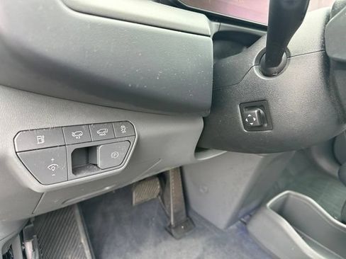 Used 2024 Kia EV9 Land AWD/4WD image 25
