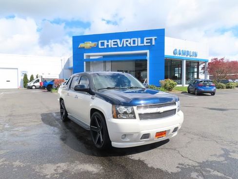 Used 2008 Chevrolet Avalanche LT AWD/4WD image 44