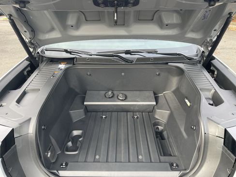 New 2026 GMC Sierra EV Elevation AWD/4WD image 60
