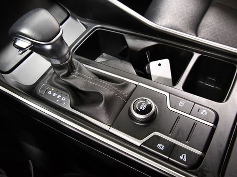 Certified 2023 Kia Sorento S FWD image 27
