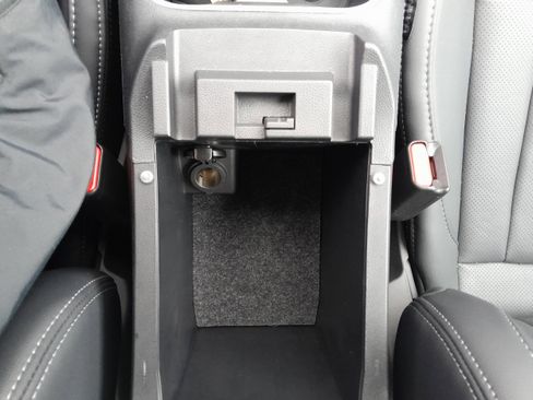 Certified 2025 Subaru Legacy Limited image 27