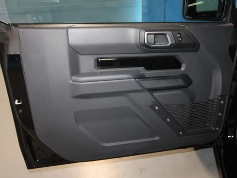 New 2026 Ford Bronco 2-Door AWD/4WD image 4