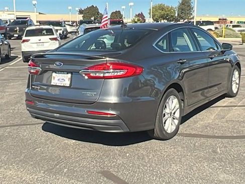 Used 2020 Ford Fusion Energi Titanium image 3