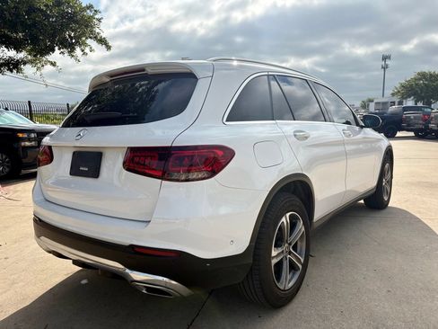 Used 2021 Mercedes-Benz GLC 300 image 3