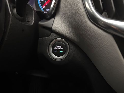 Used 2023 Chevrolet Equinox LS AWD/4WD image 26