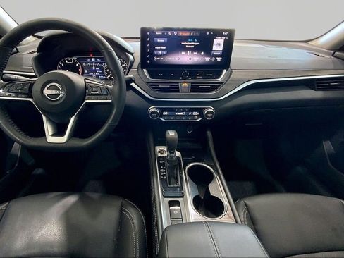 Used 2024 Nissan Altima 2.5 SL AWD/4WD image 7