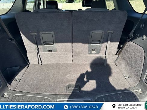 Used 2017 Dodge Durango SXT w/ 3rd Row Seating Group RWD image 17
