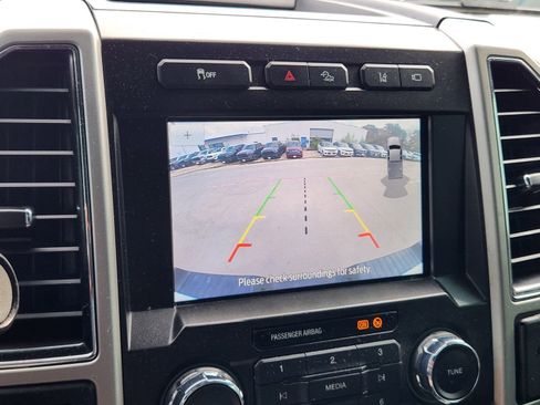 Used 2021 Ford F250 Lariat image 18