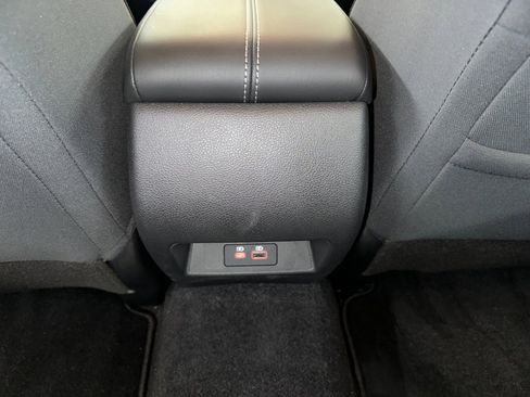 Used 2023 Nissan Altima 2.5 SV FWD image 19