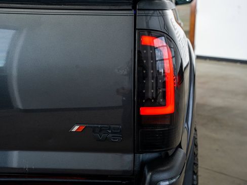 Used 2014 Toyota Tacoma 4x4 Double Cab image 29