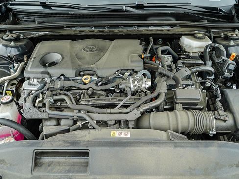 Certified 2025 Toyota Camry SE FWD image 28