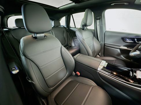 New 2026 Mercedes-Benz GLC 300 4MATIC image 27