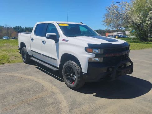 Used 2022 Chevrolet Silverado 1500 Custom Trail Boss AWD/4WD image 2