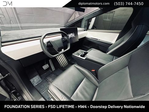 Used 2024 Tesla Cybertruck Cyberbeast AWD/4WD image 16
