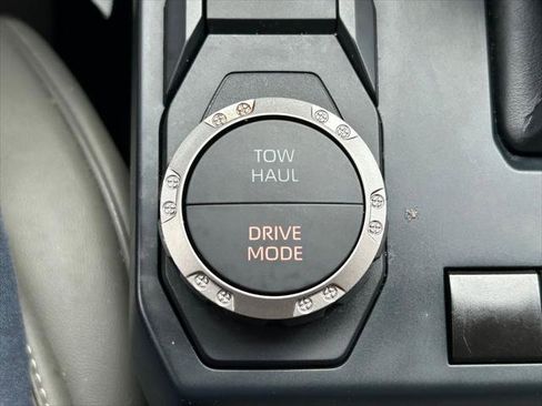 Certified 2025 Toyota Tacoma TRD Sport RWD image 28