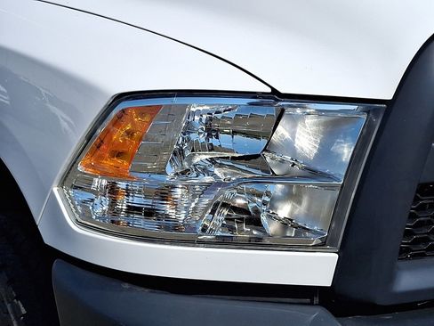 Used 2018 RAM 3500 Tradesman image 13