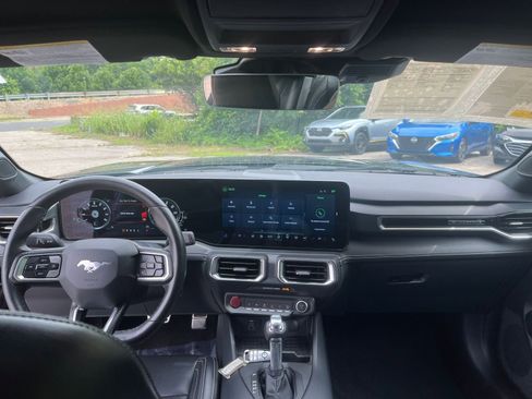 Used 2024 Ford Mustang Premium image 28