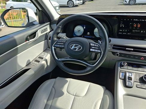 Used 2023 Hyundai Palisade SEL image 15