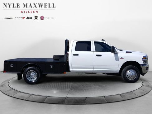 New 2026 RAM 3500 Tradesman w/ Chrome Appearance Group image 17