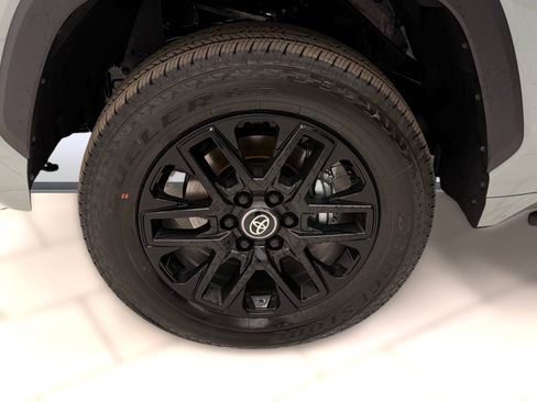 New 2026 Toyota Tundra Limited image 9