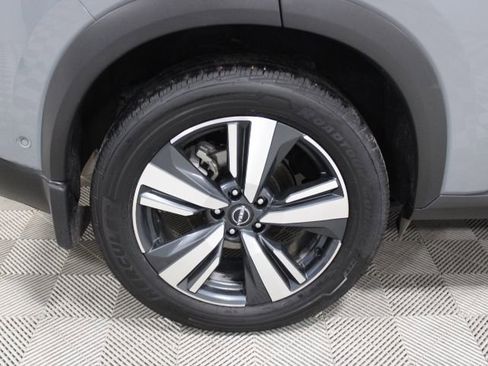 Used 2023 Nissan Rogue SL w/ SL Premium Package image 39