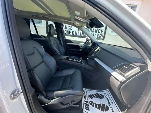 Used 2024 Volvo XC90 B5 Core AWD/4WD image 26