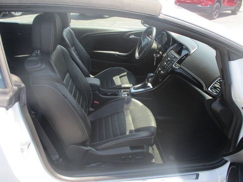 Used 2016 Buick Cascada FWD image 17
