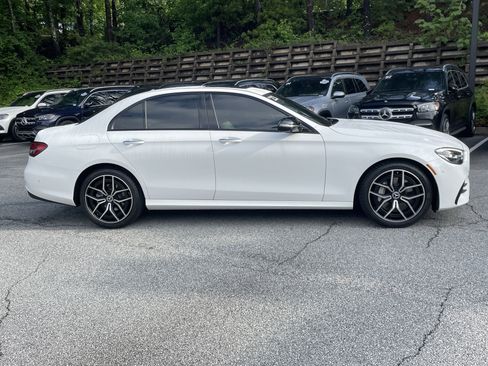 Used 2023 Mercedes-Benz E 350 Sedan image 5