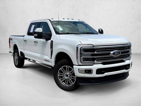 Used 2025 Ford F350 Platinum w/ Platinum Plus Package AWD/4WD image 11