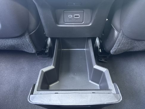 Used 2024 Cadillac XT6 Premium Luxury image 33