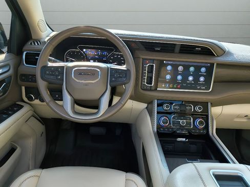 Used 2021 GMC Yukon Denali w/ Denali Ultimate Package RWD image 33