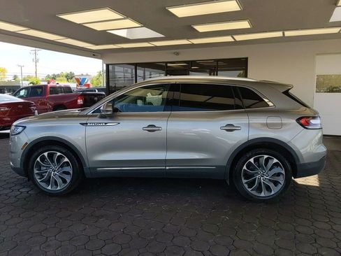 Used 2023 Lincoln Nautilus Reserve w/ Equipment Group 201A AWD/4WD image 8