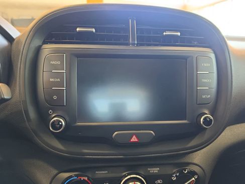 Used 2024 Kia Soul LX w/ Option Group 015 FWD image 23