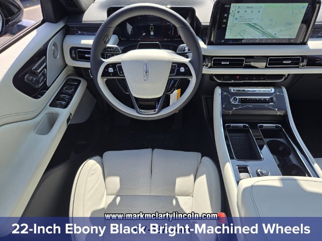 New 2026 Lincoln Aviator Black Label w/ Black Label Special Edition AWD/4WD image 13