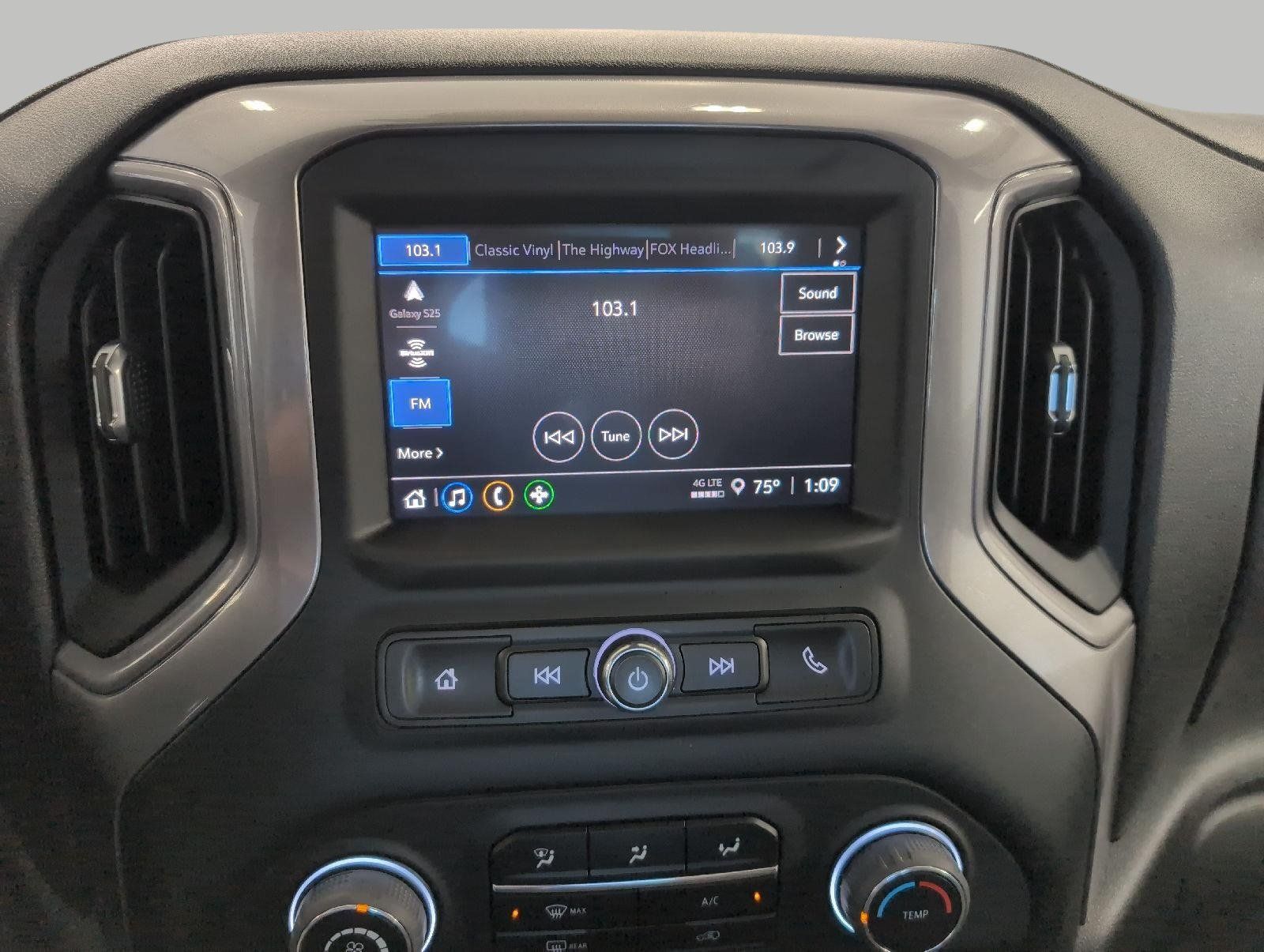 Used 2024 Chevrolet Silverado 2500 Custom w/ Custom Value Package AWD/4WD image 7