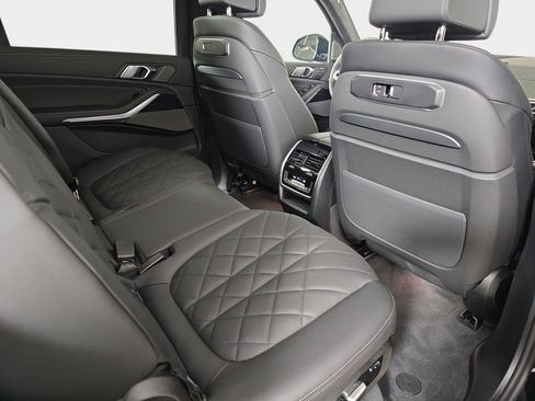 New 2026 BMW X7 xDrive40i image 10