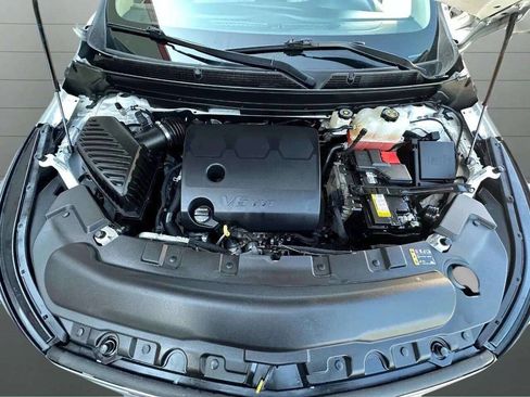 Used 2020 Buick Enclave Essence w/ Sound and Sites Package AWD/4WD image 43
