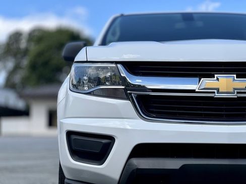 Used 2020 Chevrolet Colorado W/T w/ WT Convenience Package image 5