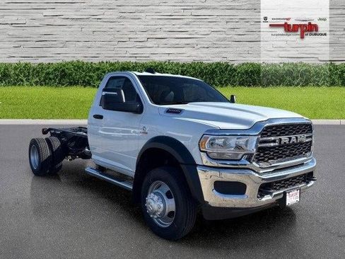 New 2024 RAM 5500 Tradesman image 22