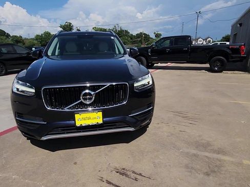 Used 2017 Volvo XC90 T6 Momentum w/ Vision Package AWD/4WD image 3